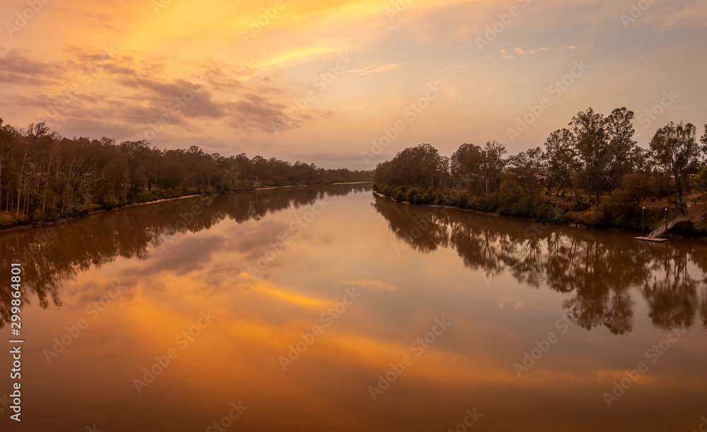 Fototapeta premium Panoramic Sunrise Over River