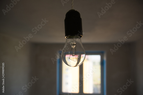 Εκτύπωση καμβά Old incandescent bulb