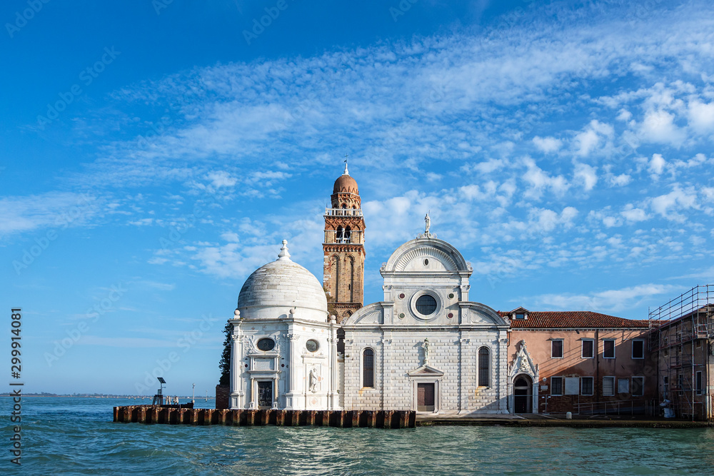 Blick auf die Insel San Michelle bei Venedig in Italien