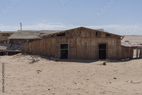 Wallpaper Mural Kolmannskuppe Torontodigital.ca