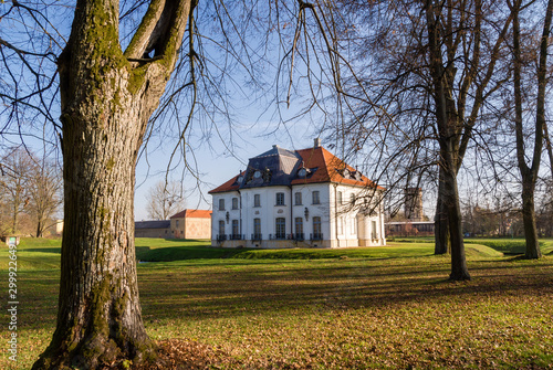 Park w zespole pałacowo-parkowym Branickich, Choroszcz. Muzeum Wnętrz Pałacowych w Choroszczycz .