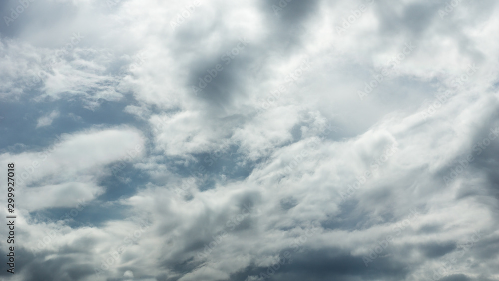 Blau bewölkter Himmel Blau bewölkter Himmel