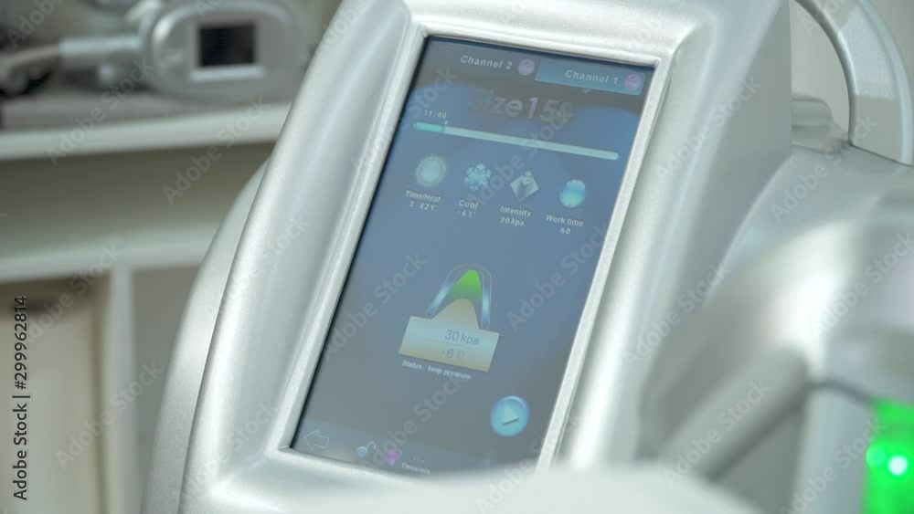 Сryolipolysis, setting up the apparatus for the cryolipolysis procedure. screen with menu Сryolipolysis, setting up the apparatus for the cryolipolysis procedure. screen with menu