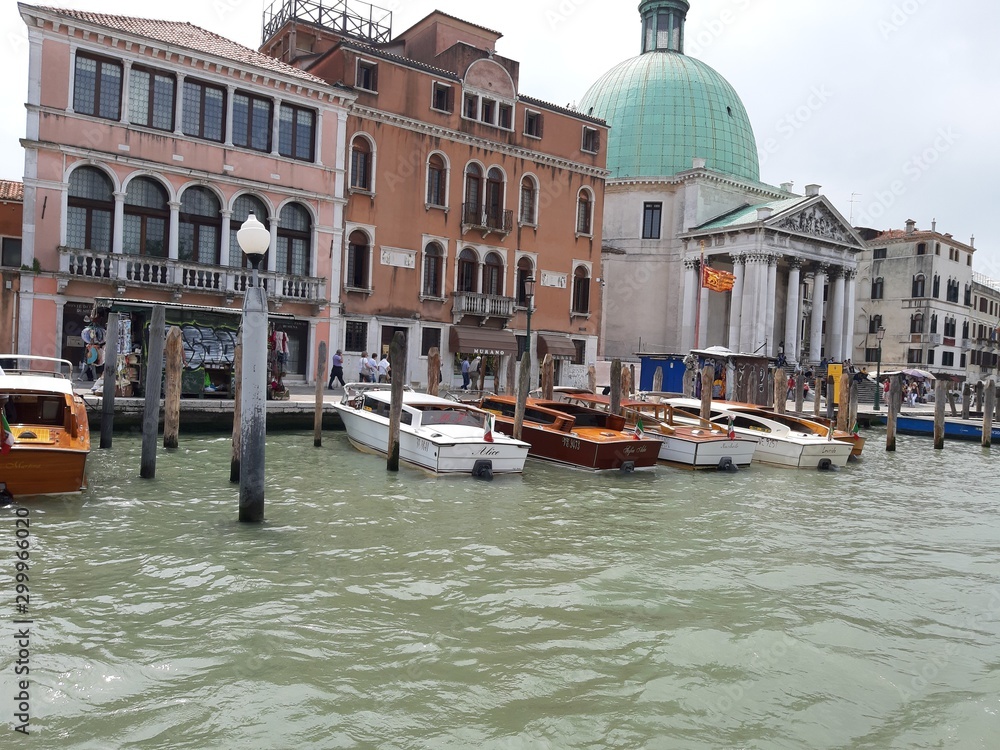 Fototapeta premium Venice canal