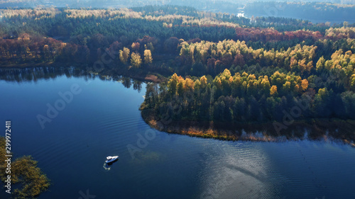 Fototapeta Naklejka Na Ścianę i Meble -  jesień na Mazurach