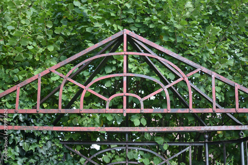 Detail of Steel Arbor in a Garden 7013-042