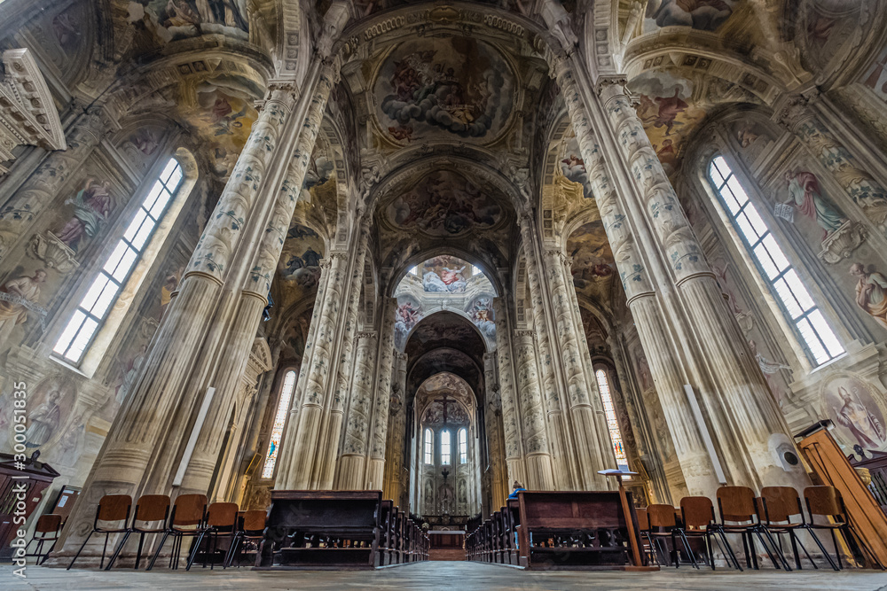 Obraz premium A large baroque church with colorful painted decoration