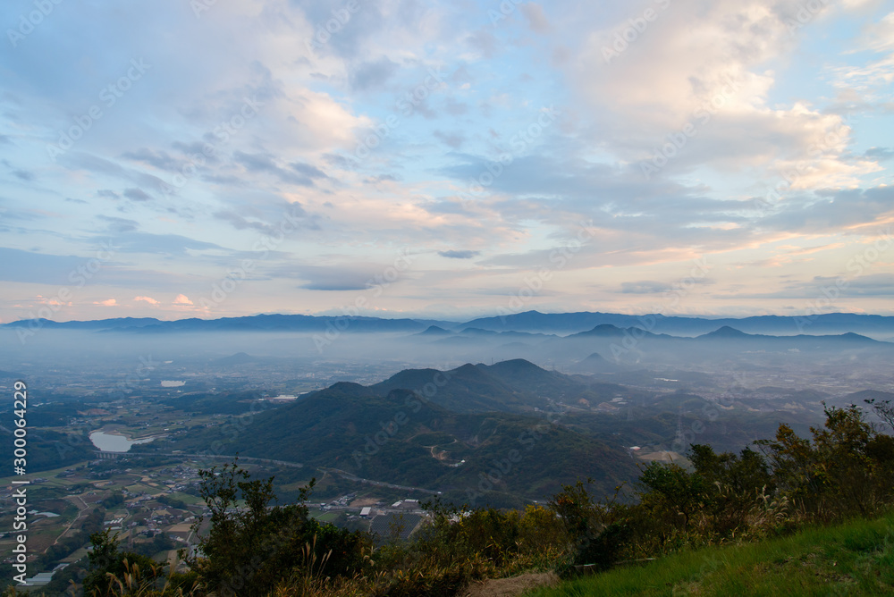 写真素材：城山、山頂からの眺め、坂出、讃岐平野