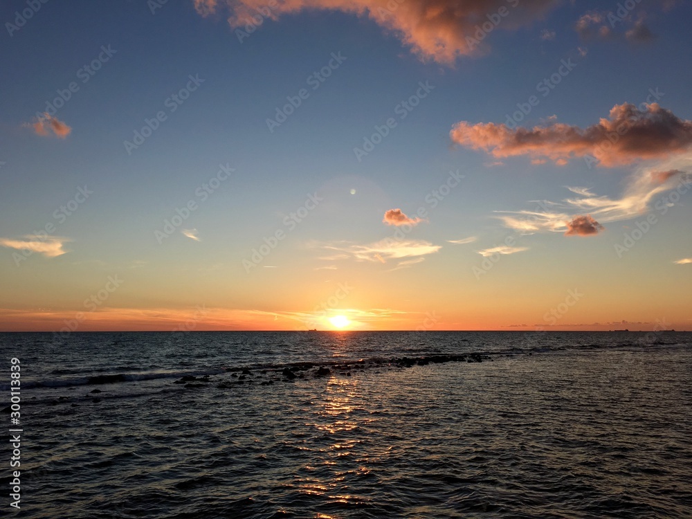 Fototapeta premium Sunset on the sea
