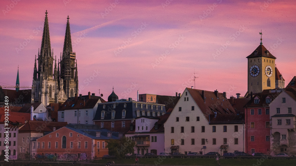 Altstadt von Regensburg mit Blick auf den Dom