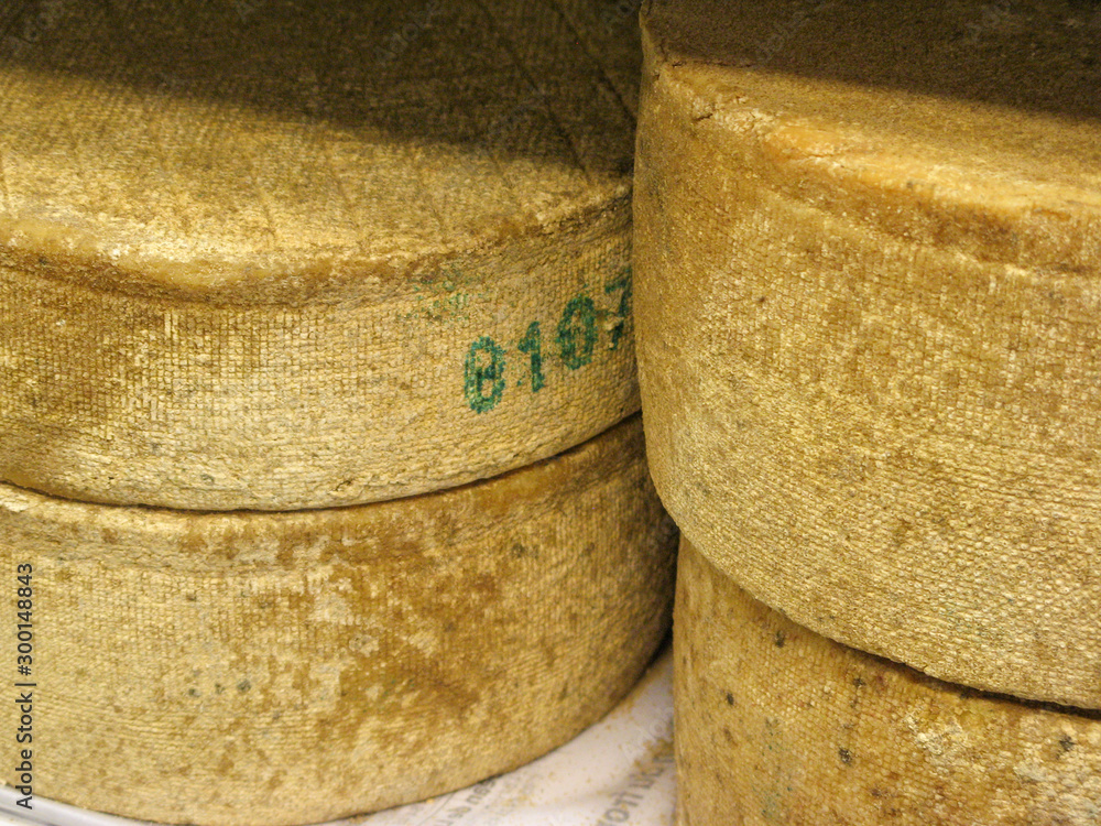 Fromage de brebis fermier, pays basque, artisanal, artisan, tradition ...