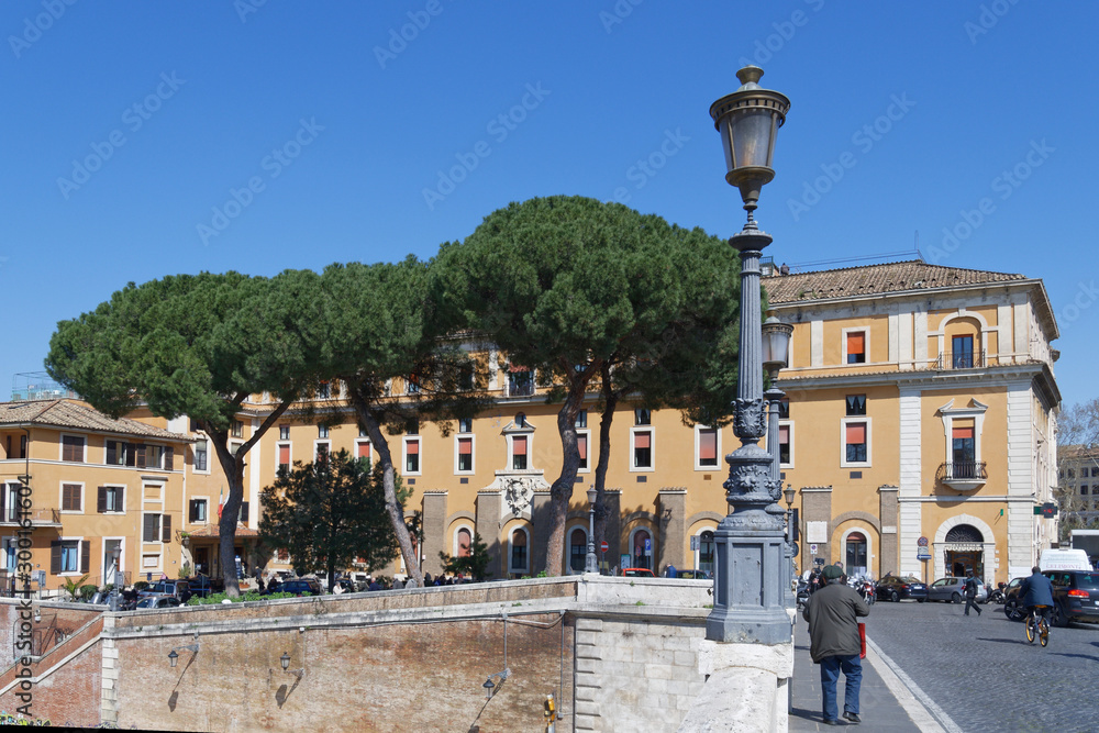 Φωτογραφία Isola Tiberina von der Ponte Cestio gesehen, Rom, Italien