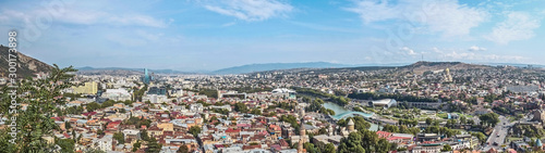 Georgien- Hauptstadt Tiflis © Thomas Leonhardy