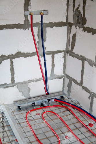 heating water pipes installation