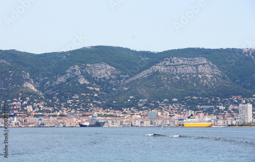 Toulon Harbor ( FRANCE ) © Jonathan Stutz