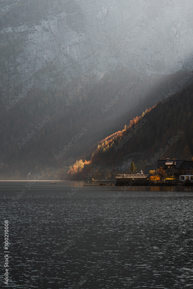 Fototapeta premium Great View over hallstatt austria during autumn, Autumn Hallstatt austria photography