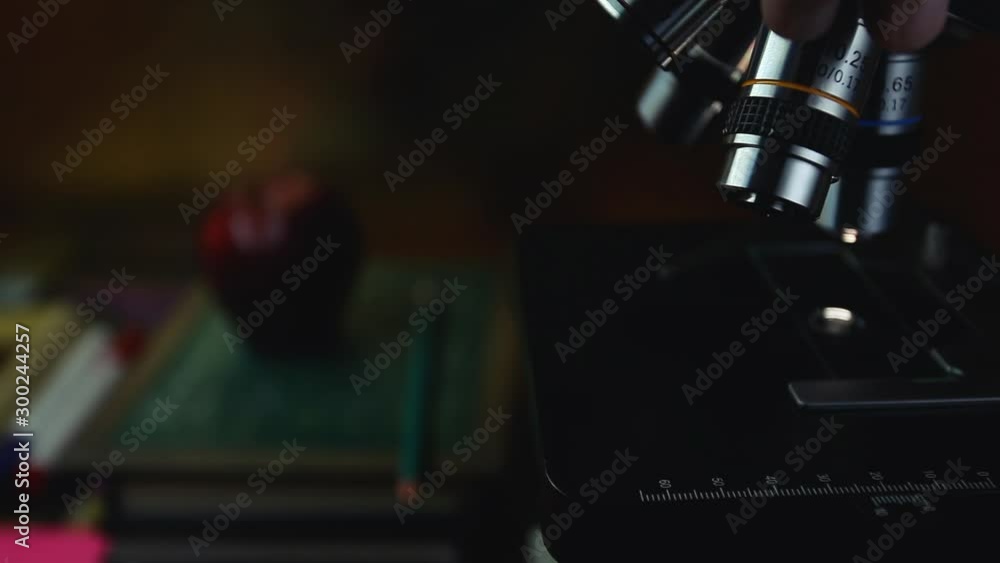 Observations under the microscope. Study and education in the direction of science.