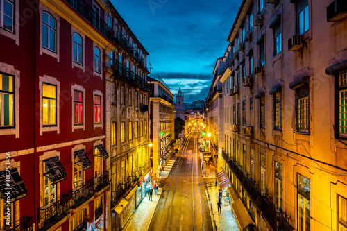 Portugal Streets at Night © Tristan