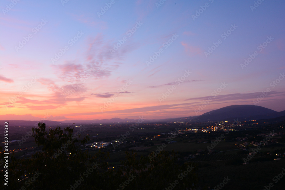 tramonto con nuvole tramonto con nuvole