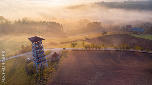Obraz na płótnie Look Out Tower in Brusnik,Ciezkowice. Polish Landscape at Foggy Sunrise w salonie