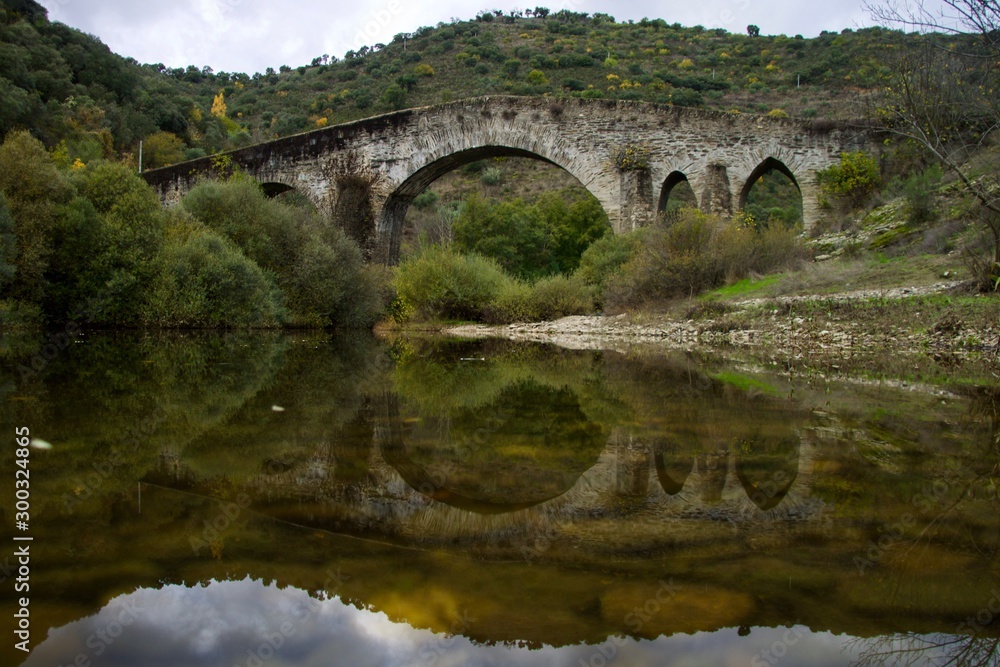 Ponte Romana de Izeda, entre Izeda e Santulhão