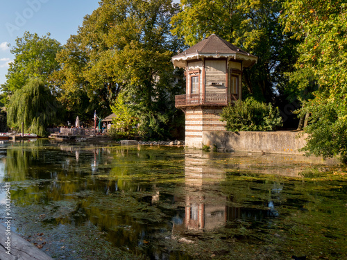 Εκτύπωση καμβά Europe, France, Chartres, River Eure building