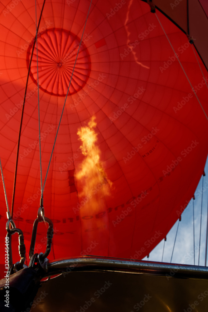 Obraz premium gonflage montgolfière