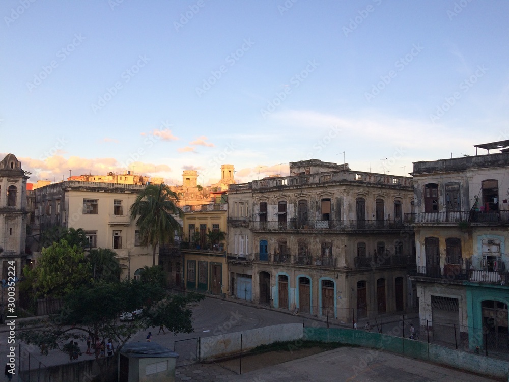 patio de colegio de la Habana vieja