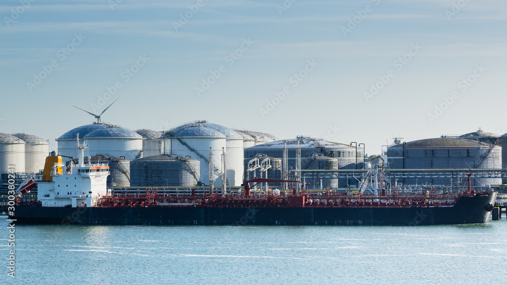 Naklejka premium Oil Tanker Docked at Rotterdam Europoort