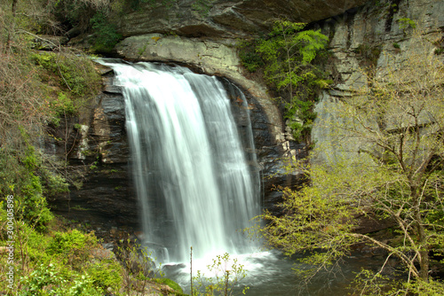 Fototapeta Naklejka Na Ścianę i Meble -  Waterfalls flowing over rocky cliffs