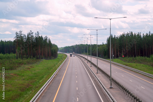 Section of highway M-11. The direction in the direction of St. Petersburg .