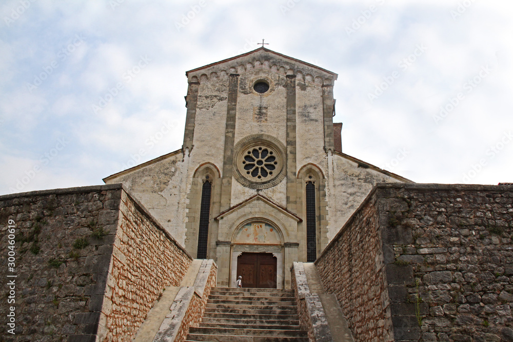 Abbazia cistercense di Santa Maria di Follina: la facciata della chiesa