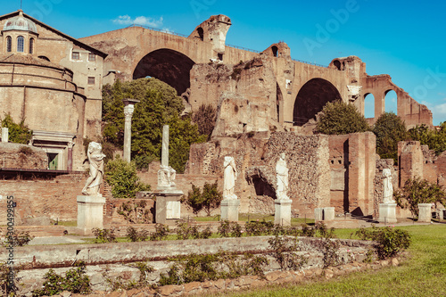 Statue in Vestale House in roman forum photo