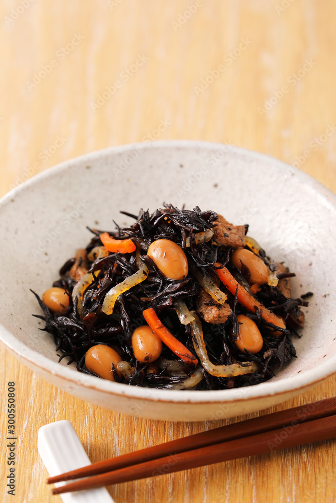 ひじきの煮物 Simmered Hijiki Seaweed and Soybeans, chopped carrot. ひじきの煮物 Simmered Hijiki Seaweed and Soybeans, chopped carrot.