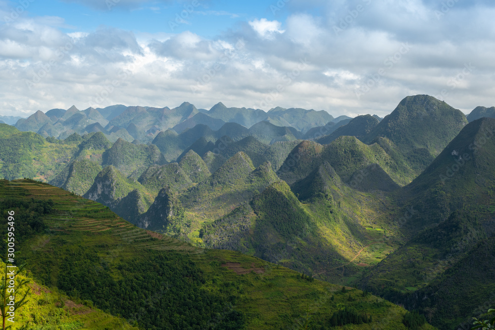 Naklejka premium Dong Van Karst Plateau Geopark