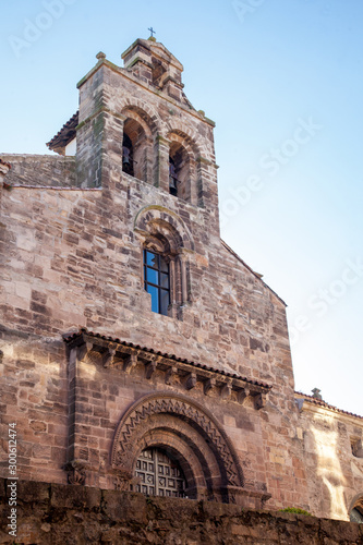 Wallpaper Mural Monumentalidad de Avilés Torontodigital.ca