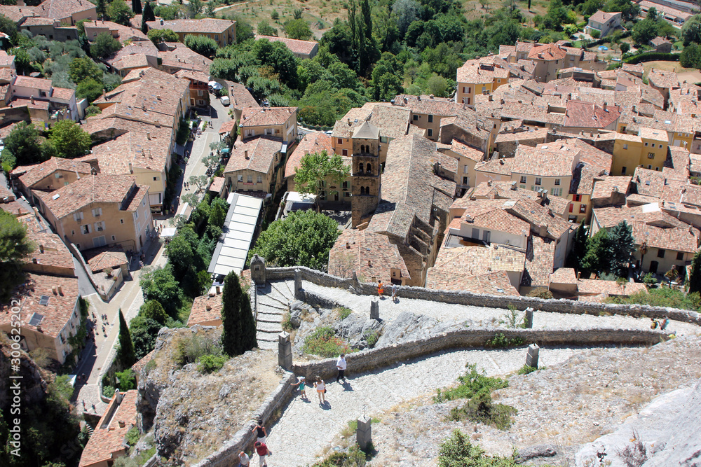 Moustiers-Sainte-Marie areal view