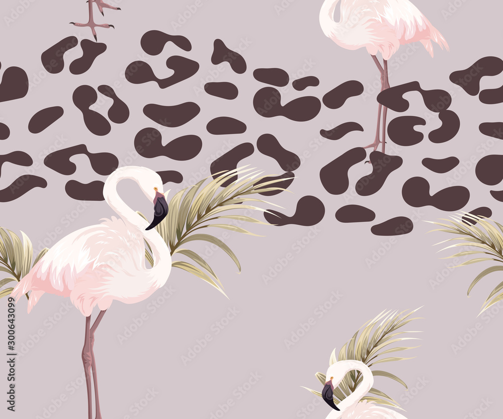 Naklejka premium Seamless pattern with leopard spots, flamingos and palm leaves