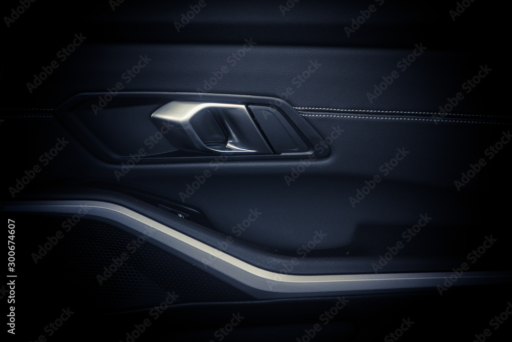 Car door opener Car door opener