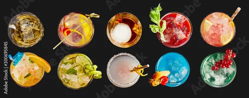 Obraz  z motywem Panorama banner with exotic alcoholic cocktails