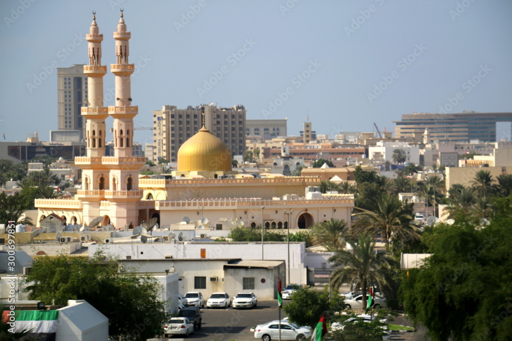 Naklejka premium Beautiful Mosque for Muslims to Worship
