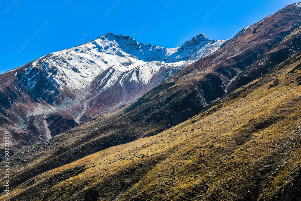 Fototapeta premium Beautiful view of mountainous in Naran Valley, Mansehra District, Khyber-Pakhtunkhwa, Northern Areas of Pakistan
