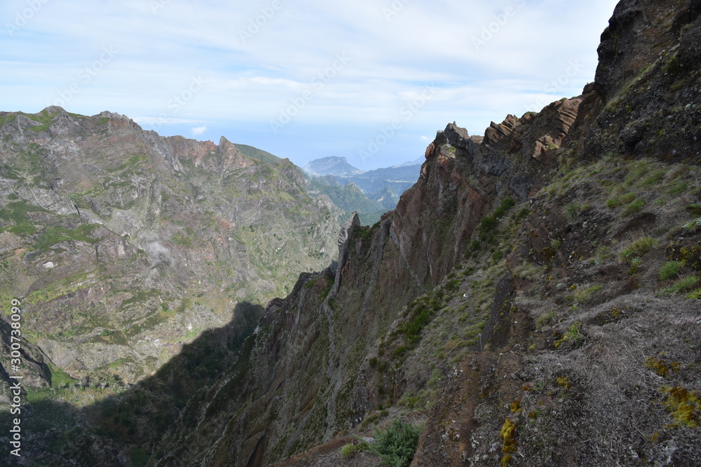Hiking trail from Pico Arieiro to Pico Ruivo in Madeira, Portugal Hiking trail from Pico Arieiro to Pico Ruivo in Madeira, Portugal