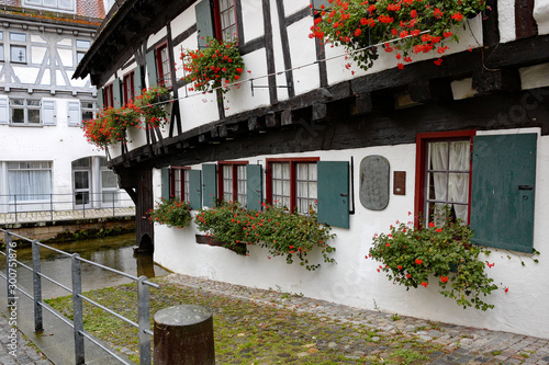 Ulm Schiefes Haus im Fischerviertel photo