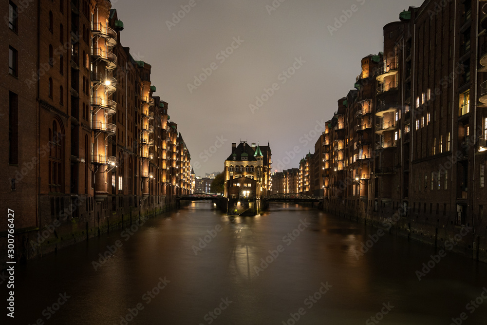 Hamburg - Hafencity: Wasserschloss Teehandelskontor, 01.11.2019