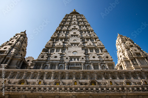 Bodh Gaya replica in Chong Kham temple photo