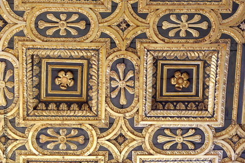 Particolare del soffitto della cattedrale S.Maria dell' Assunta Melfi