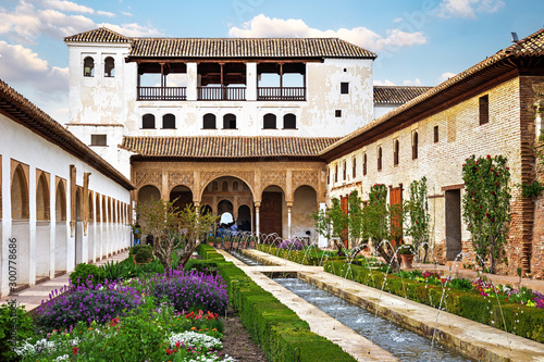 Generalife palace in Granada, Spain © golovianko