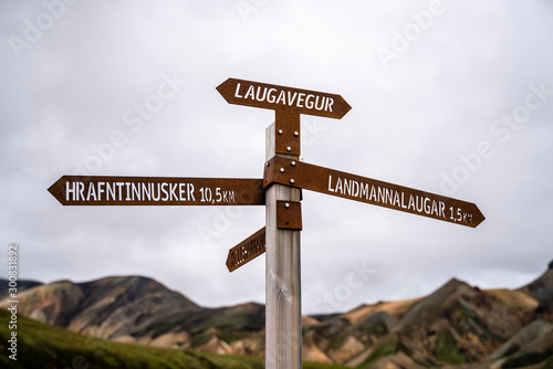 Guidepost, Laugavegur trail, Landmannalaugar to Hrafntinnusker, Iceland © Sascha