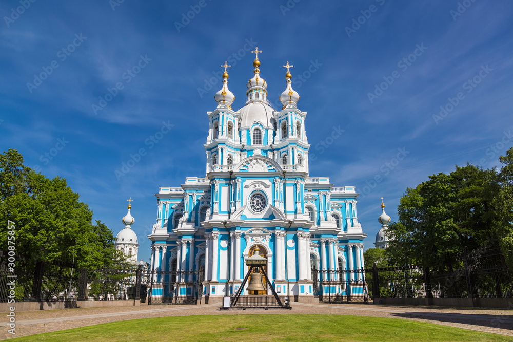 Φωτογραφία Smolny Resurrection of Christ Cathedral in St. Petersburg. Russia